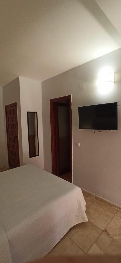 Hostal Castilla Aranjuez Exterior foto